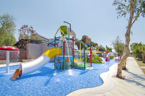 Tusan Beach in Kuşadası — foto 2