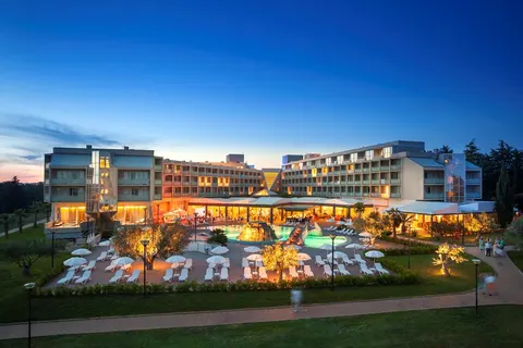 Aminess Maestral foto 2