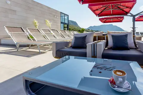 Hotel Plaza Duce in Duće — foto 8