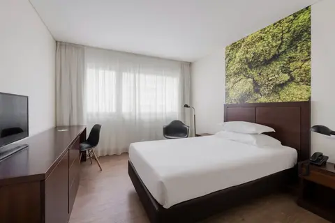 Neat Hotel Avenida in Ponta Delgada — foto 5