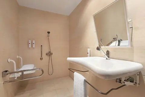 Ramada by Wyndham Valencia Almussafes in Almussafes — foto 27
