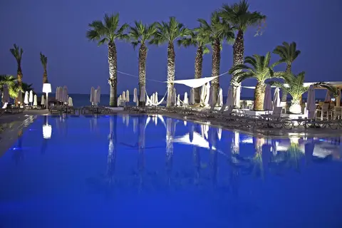 Vrissiana Beach Hotel in Παραλίμνι — foto 6