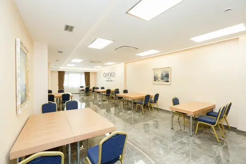Oxford Hotel in Tirana — foto 16
