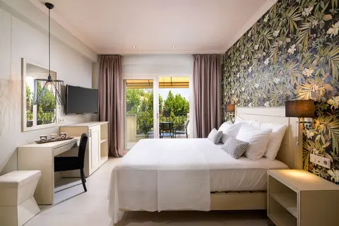 Neikos Mediterraneo Luxury Suites in Pallini Municipal Unit, foto 6