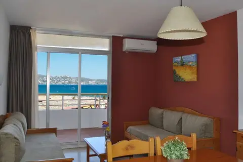 Aparthotel Xon's Playa in Castelló d'Empúries — foto 5