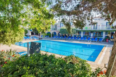 Green Bungalows in Αγία Νάπα — foto 3