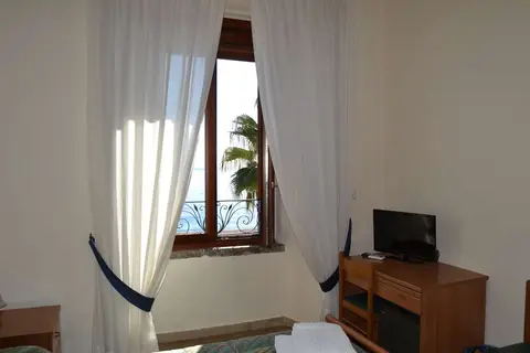 Palazzo Durante in Letojanni — foto 3