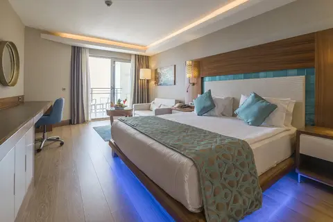 Ramada Resort by Wyndham Kusadasi in Kusadasi — foto 26