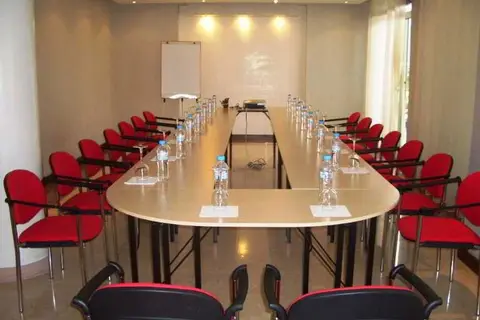 Hotel Arvi in Durres — foto 25