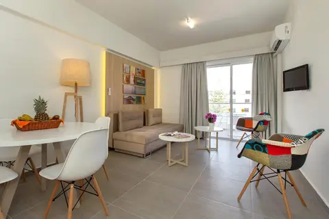 TIME TO SMILE Osiris Apartments in Ιαλυσός — foto 4