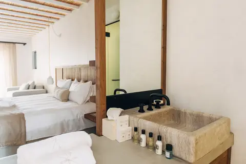 Branco Mykonos in Πλατύς Γιαλός — foto 8