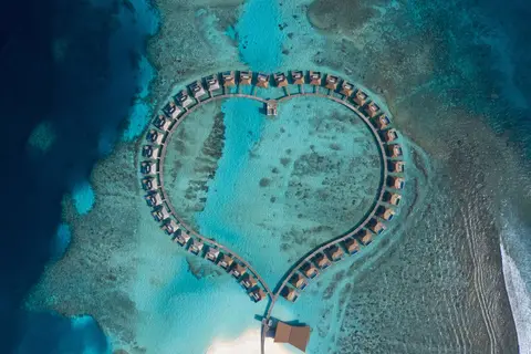 Radisson Blu Resort Maldives in Huruelhi Island — foto 13