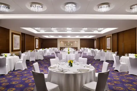 Mövenpick Hotel Jumeirah Beach in دبي — foto 24