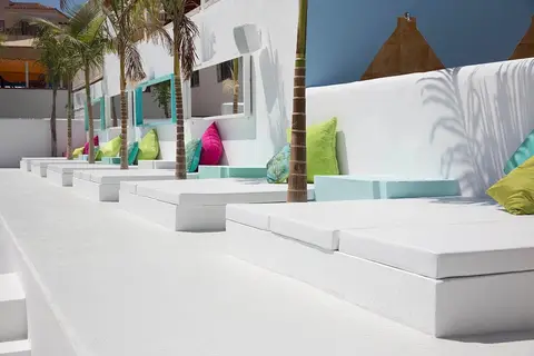 ENDLSS Ibiza in Cala de Bou — foto 2
