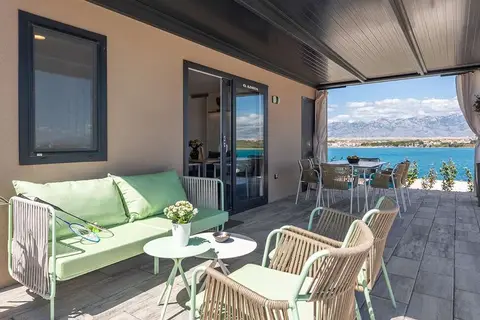 Aminess Style Glamping Villas & Holiday Homes in Povljana — foto 12