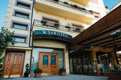 Sar'Otel in Tirana