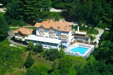 Hotel Ristorante Scaranò in Levico Terme — foto 8