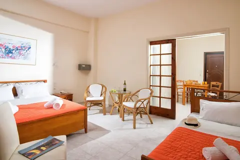 Erofili Apartments in Agia Marina, foto 25