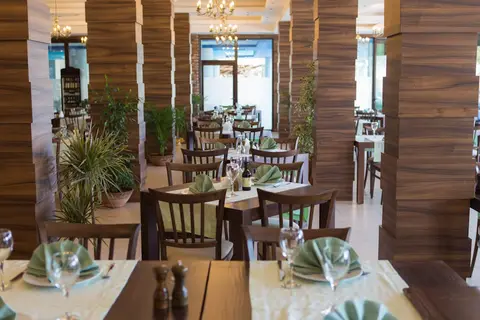 Hotel Tino Sveti Stefan in Шипокно — foto 28