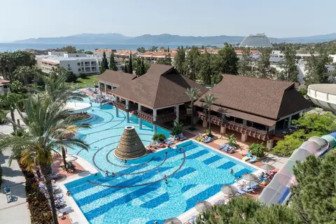 Aqua Fantasy Aquapark Hotel & Spa in Selcuk — foto 3