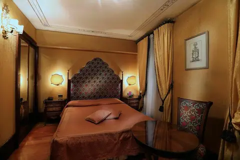 Hotel Colombina in Venetië — foto 27