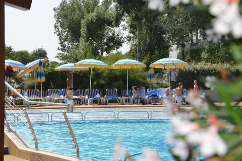 Savoy Beach Hotel & Thermal Spa in Bibione — foto 40