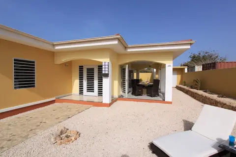 Bonaire Village in Kralendijk — foto 17