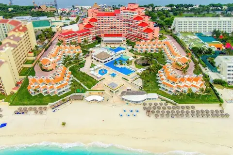Wyndham Grand Cancun Resort & Villas in Cancún — foto 3