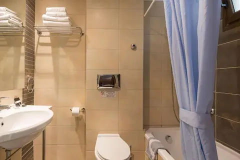 Atrium Hotel in Ποτός — foto 20