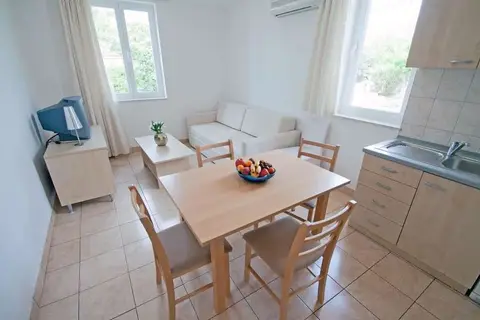 Aparthotel Tamarix in Posedarje — foto 7