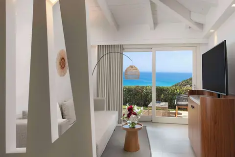 Baia di Chia Resort Sardinia, Curio Collection by Hilton in Domus De Maria, foto 23