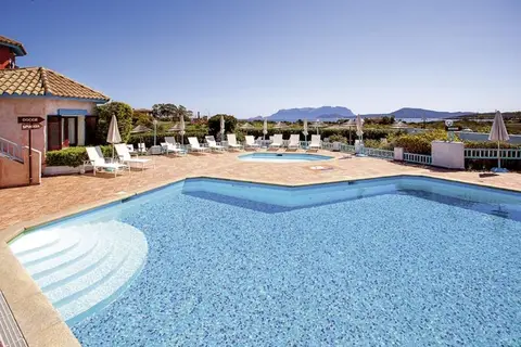 Stefania Boutique Hotel by the Beach in Terranoa/Olbia