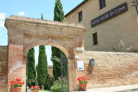 Hotel More di Cuna in Monteroni d'Arbia