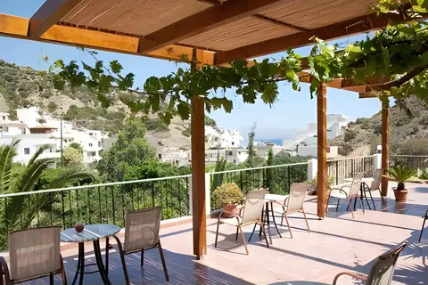 Neos Ikaros in Αγία Γαλήνη — foto 29
