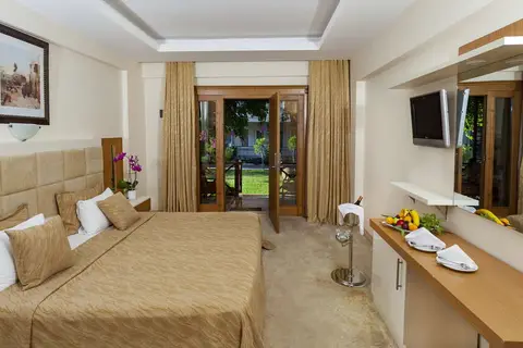 Club Hotel Belpinar in Kemer, foto 5