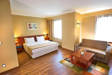 Feronya Hotel in Beyoğlu — foto 12