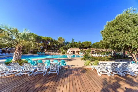 Camping Leï Suves in Roquebrune-sur-Argens