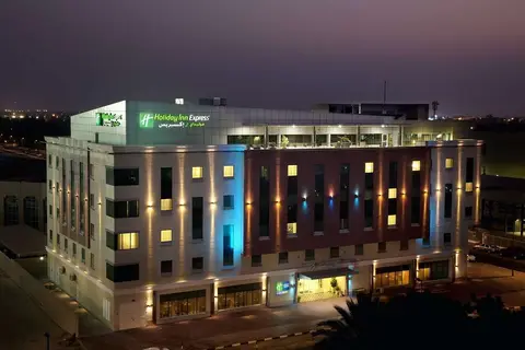 Holiday Inn Express Dubai Safa Park in Dubai — foto 11