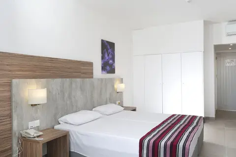 Kapetanios Aqua Resort in Peyia — foto 21