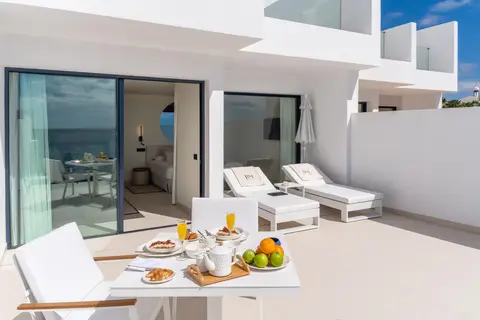 Royal Marina Suites Boutique Hotel in Yaiza — foto 21