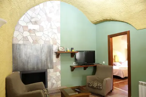 Cuevas La Granja in Benalúa — foto 23