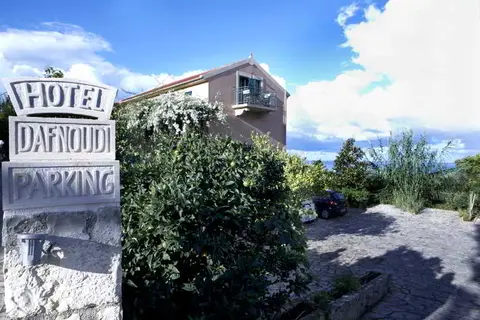 Dafnoudi Hotel & Apartments in Δημοτική Ενότητα Ερίσου — foto 11