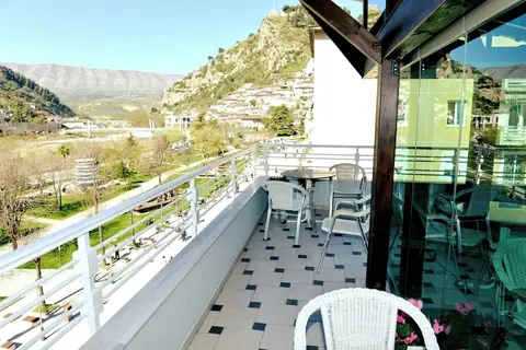 Hotel White City in Berat — foto 20