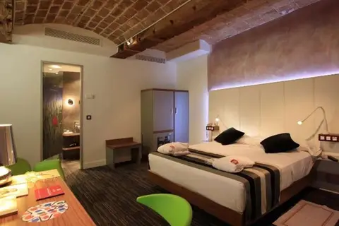 Hotel Petit Palace Boquería Garden in Barcelona — foto 3