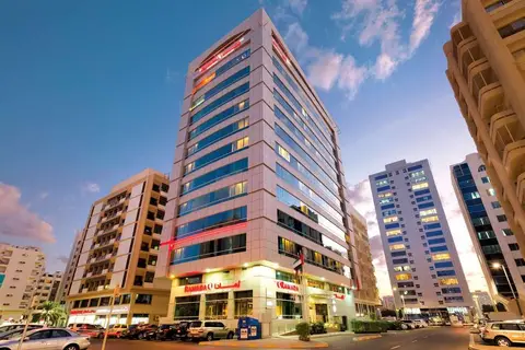 Ramada by Wyndham Downtown Abu Dhabi in الزَّاهية — foto 4