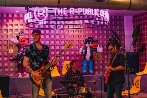 Ryans Lola's in Sant Antoni de Portmany — foto 29