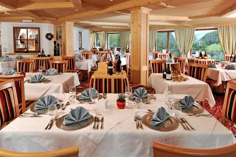 Hotel Digon in Kastelruth - Castelrotto — foto 4