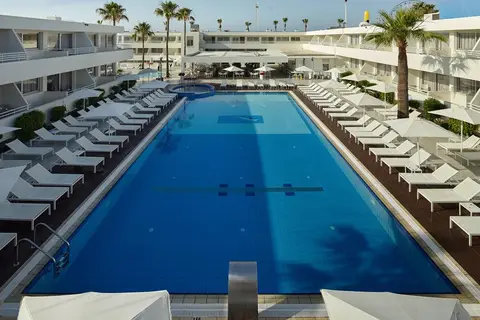 MelpoAntia Luxury Apartments & Suites in Ayia Napa — foto 4
