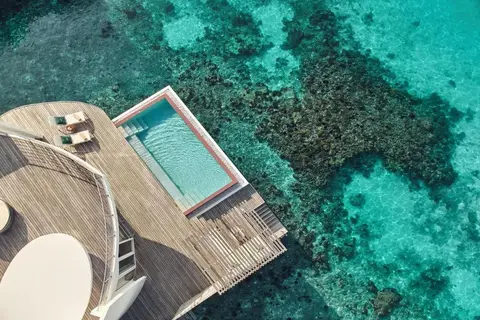 Jumeirah Olhahali Island in Noord Male Atol, foto 2