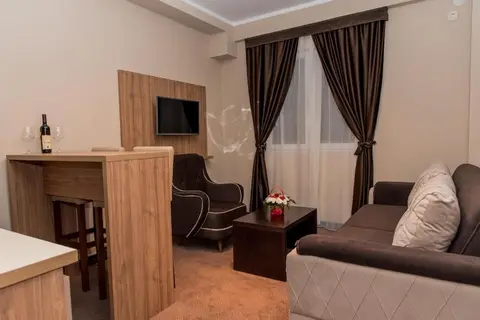 Hotel Crnogorska Kuca in Podgorica, foto 9